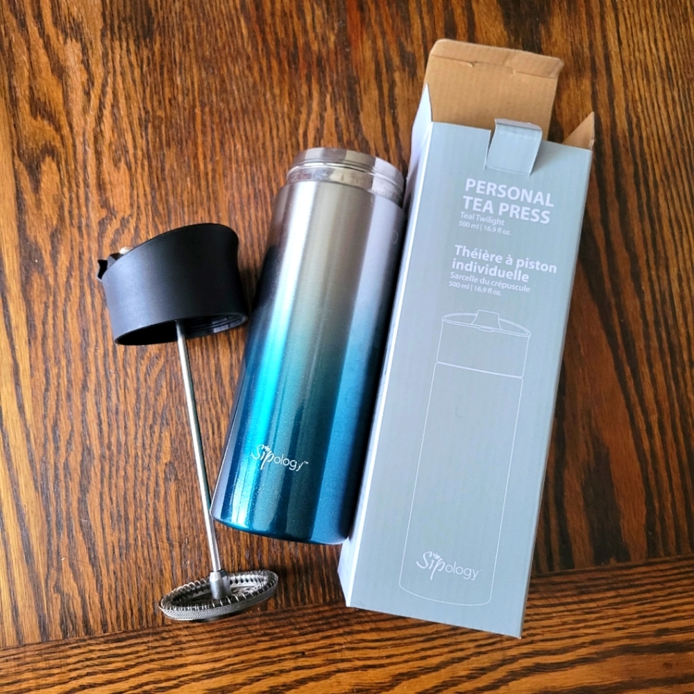 16.9 fl oz. Sipology Personal Tea Press